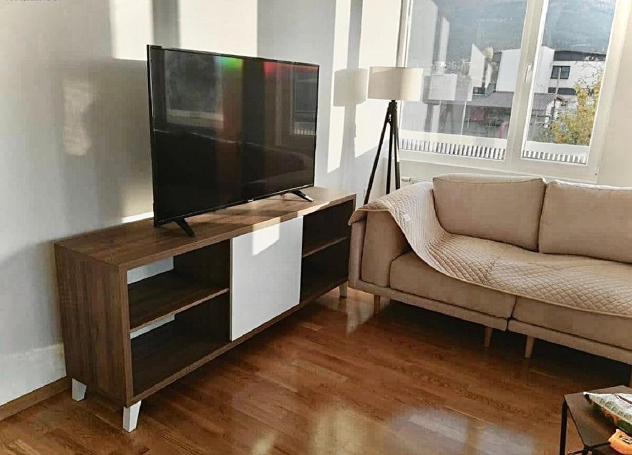High-End Spacious Apartment Next To City Mall سكوبجي المظهر الخارجي الصورة